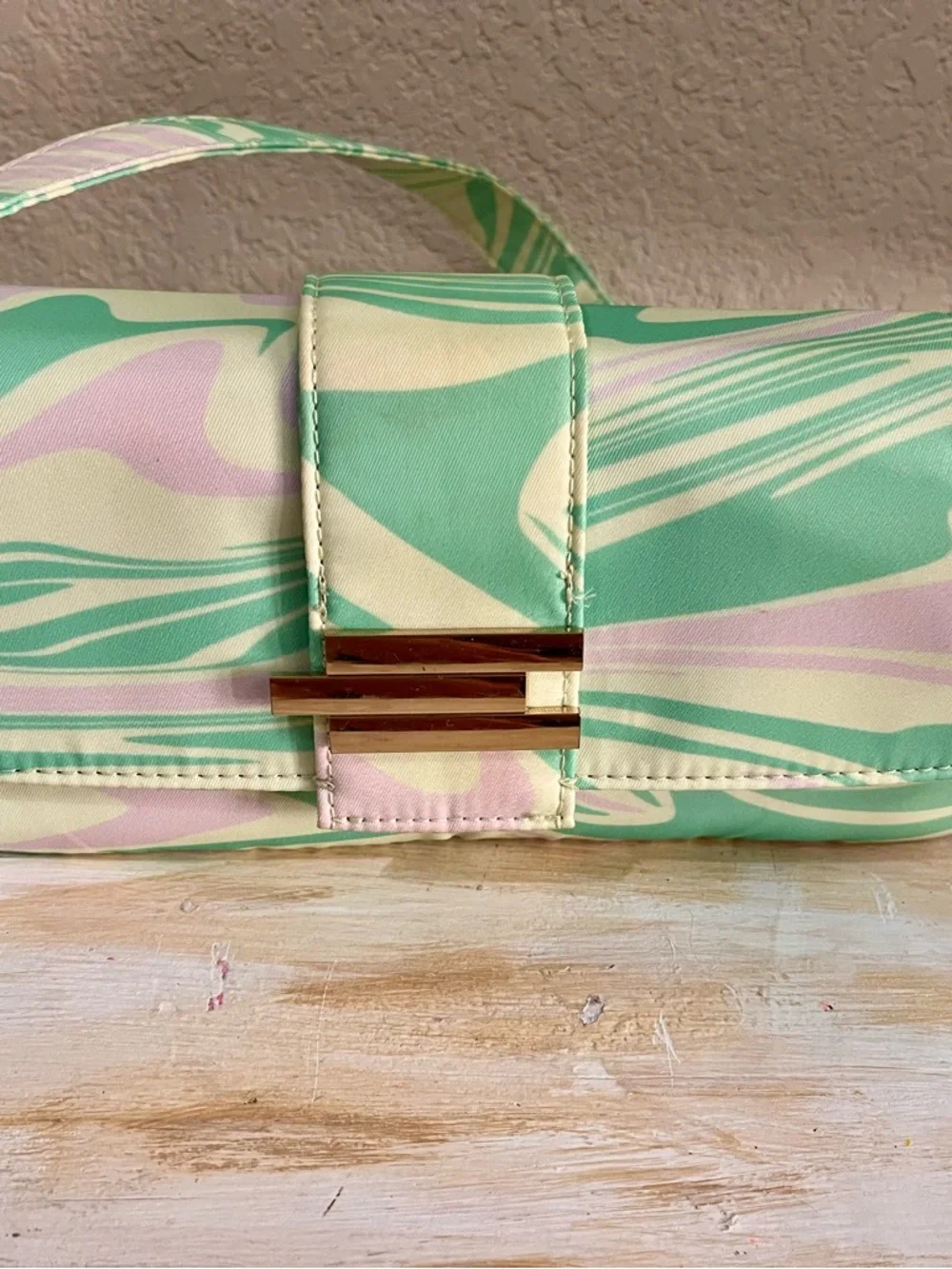 70’s inspired Stylish Pastel Swirl Shoulder Bag - Mint & Pink - Picture 2 of 7